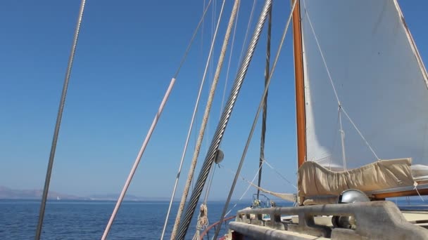 Güneşli Bir Günde Yunanistan Yelkenli Teknesinden Görüntüler — Stok video
