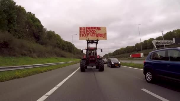 Agricultores Que Conducen Por Las Autopistas A12 A27 Para Protestar — Vídeo de stock