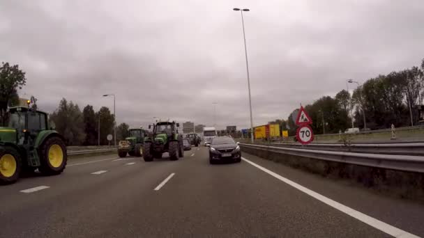 Agricultores Que Conducen Por Las Autopistas A12 A27 Para Protestar — Vídeos de Stock