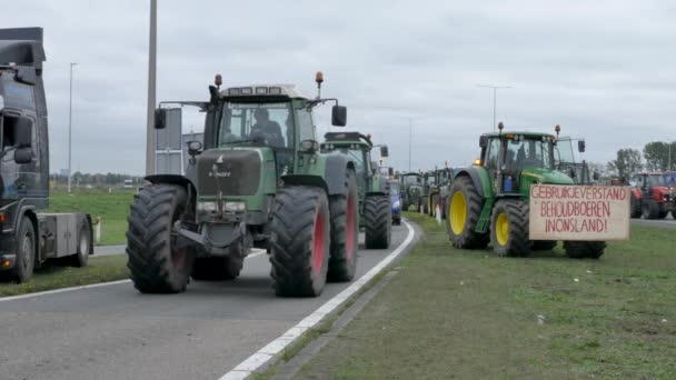 Agricultores Que Dirigem Rodovia A12 A27 Para Protestar Contra Propostas — Vídeo de Stock