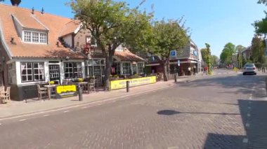 Maartensdijk, Noord Holland / Hollanda - 04-27-2020: Hollanda 'da Corona krizi sırasında Kraliyet Günü Kralları Günü