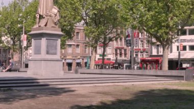 Hollanda, Amsterdam 'ın güzel sokağının sakin görüntüleri