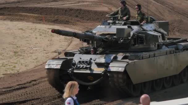 2016 Soest August Military Tanks Woi Woii Being Demonstrated Huge — 图库视频影像