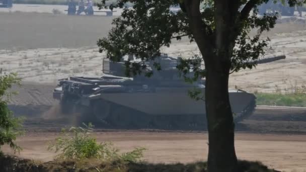 2016 Soest August Military Tanks Woi Woii Being Demonstrated Huge — Stock Video