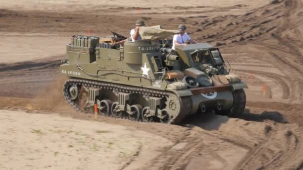 2016 Soest August Military Tanks Woi Woii Being Demonstrated Huge — Stock Video