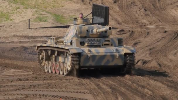 2016 Soest August Military Tanks Woi Woii Being Demonstrated Huge — Stock Video