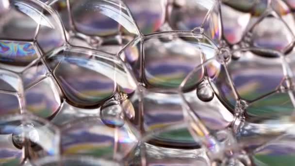 彩色艳丽的气泡和彩虹色的宏观镜头 — 图库视频影像