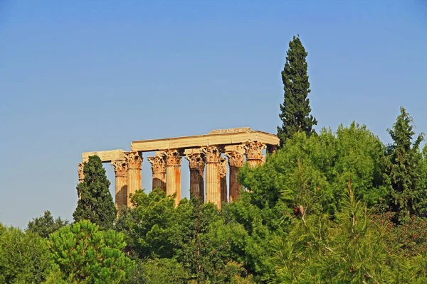 Reruntuhan Besar Kolom Arkeologi Kuil Olimpus Zaus Athena Yunani Dengan — Stok Foto