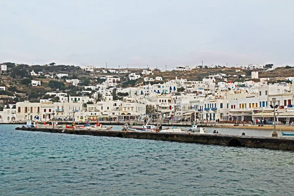 希腊米科诺斯的乔拉 米科诺斯 乔拉港 希腊爱琴海米科诺斯岛的首都和主要城镇 — 图库照片