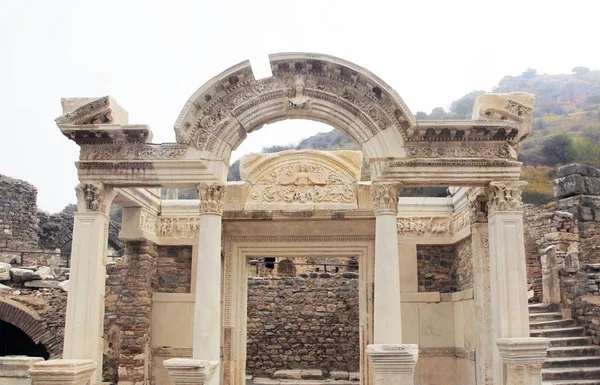 Tempel Van Hadrianus Langs Curetes Road Oude Stadsruïnes Van Efeze — Stockfoto