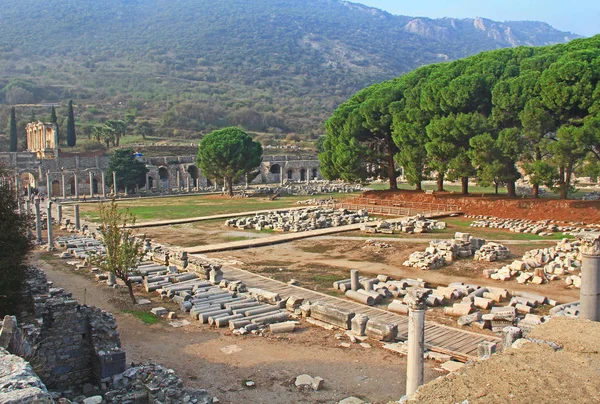 Den Kommersiella Agora Den Antika Staden Ruinerna Efesos Turkiet Nära — Stockfoto