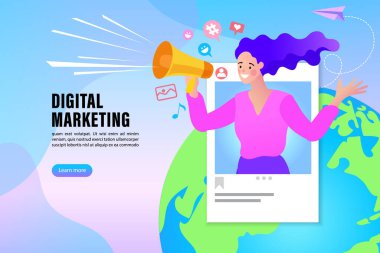 Elinde megafon tutan bir kadın. Pazarlama konseptini etkiliyor. Blog promosyon hizmetleri ve takipçileri için internet üzerinden ürünler. Düz basit biçimdeki vektör illüstrasyonu.