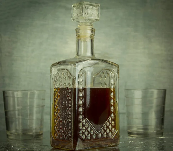 Décanteur Verre Whisky Sur Fond Noir — Photo