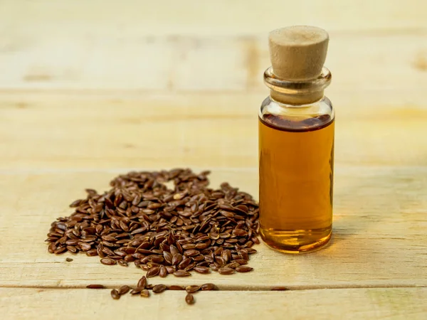 Flaxseed Oil Bottle Wooden Background — Stock Photo, Image