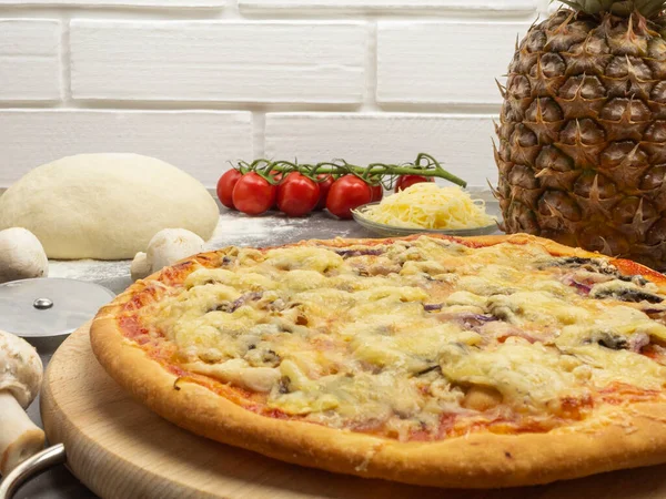 Hemmagjorda Pizza Recept Hemma — Stockfoto