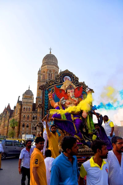 Mumbai India September 2018 Huge Ganesh Idol Passes Brihanmumbai Municipal — Stock Photo, Image
