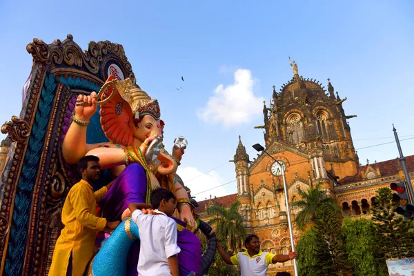 Mumbai India September 2018 Huge Ganesh Idol Passes Chhatrapati Shivaji — Stock Photo, Image