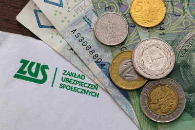 ZUS 'tan Mektup (Zaklad Ubezpieczen Spolecznych) - Polonya Ulusal Sosyal Sigorta Şirketi ve parayı cilalamak
