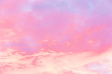 Akşam karanlığından önce Kızıl Gökyüzü