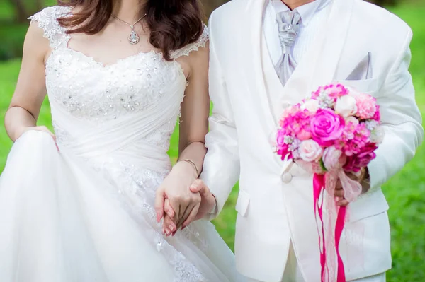 Close Fashion Evening Dress Bride Groom — Stock Photo, Image