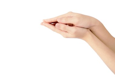 El, beyaz arka planda izole edilmiş bir şeye saldırmak için ağız gibi jestler gösterir.