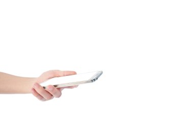 Beyaz arka planda el kol hareketleri yapan bir kadın.