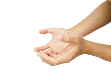 Asyalı adamın her iki eli de beyaz arka planda izole edilmiş Verici 'den bir jest alıyor.