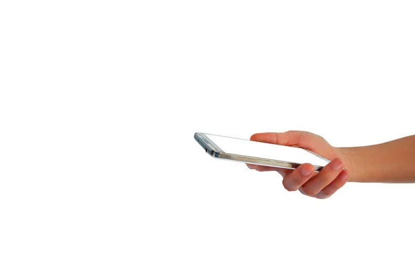 Akıllı Telefon Beyaz Ekranlı Asyalı Kadının Elinde Akıllı Telefonu Tutup — Stok fotoğraf