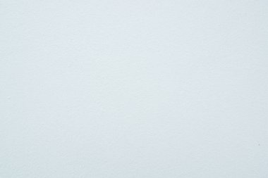 Boyadan sonra yeni beton duvarın dokusu