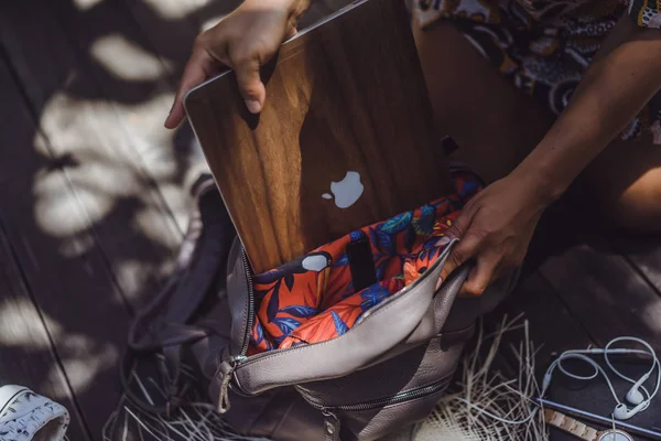 Girl Collects Backpack Puts Smartphone Laptop — Stock Photo, Image