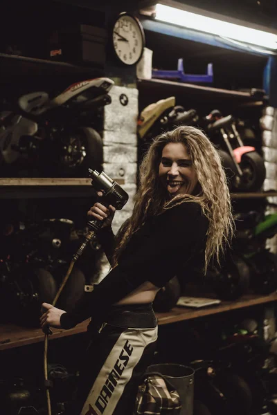 Beautiful Girl Long Hair Garage Repairing Motorcycle — Stock Photo, Image