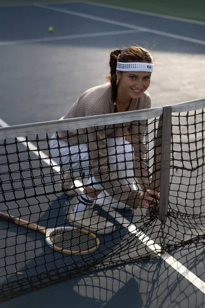 Tenis Kortu Raket Ile Başarılı Sporcumuz Sağlıklı Yaşam — Stok fotoğraf