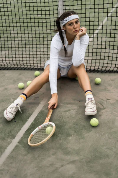 Joven Mujer Jugando Tenis — Foto de Stock