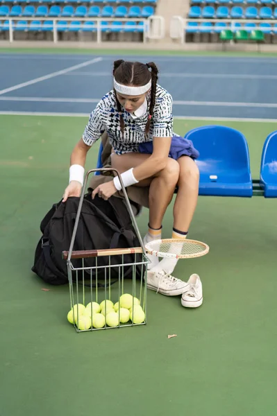 Sportive Succès Avec Raquette Court Tennis Mode Vie Sain — Photo