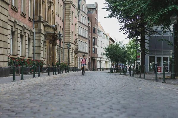 Young Man Riding Bicycle Street — Stock Photo, Image