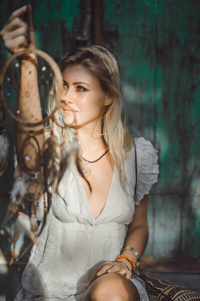 girl and dream catcher