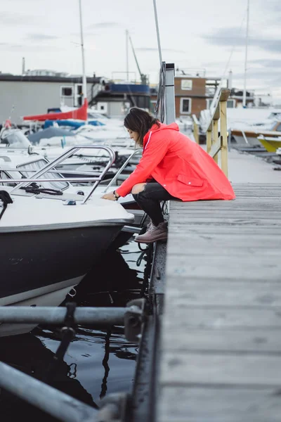 Beautiful Young Woman Red Cloak Yacht Port Stockholm Sweden — Stock Photo, Image