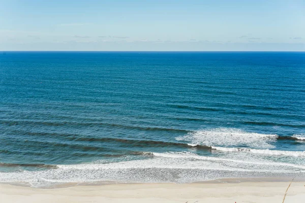 Schilderachtig Uitzicht Oever Van Oceaan Achtergrond Nazare Portugal — Stockfoto