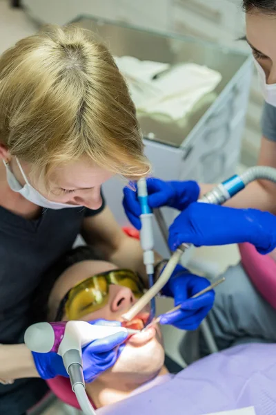 Young Man Reception Dentist Dental Office Professional Oral Hygiene Dentist — Stock Photo, Image