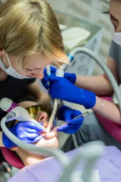 Young Man Reception Dentist Dental Office Professional Oral Hygiene Dentist — Stock Photo, Image