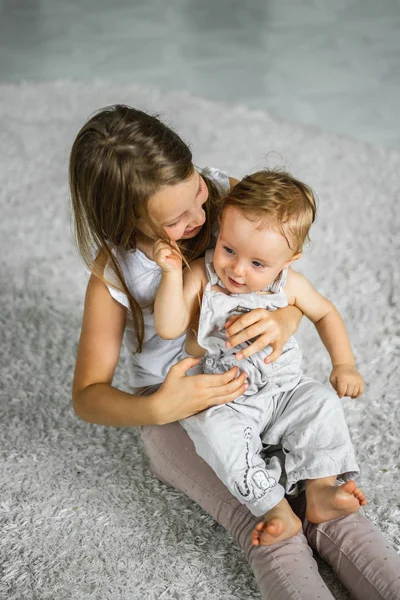 Sister Messing Her Younger Brother Sister Holding Little Brother Siblings — Stock Photo, Image