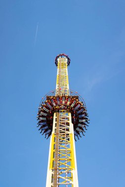 Eğlence Parkı, carousel, güneşli bir gün