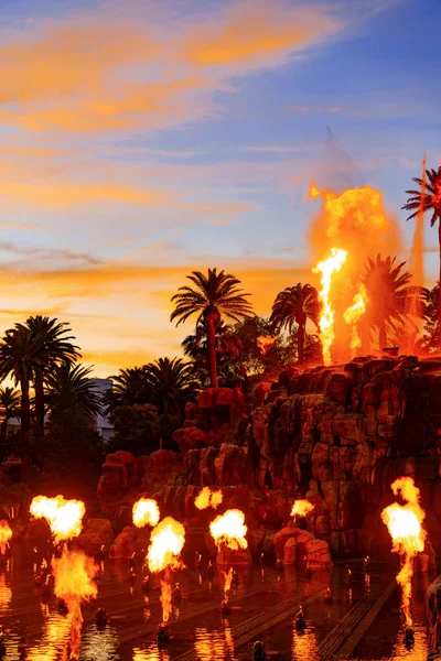 Mirage Volcano Show Las Vegas — Stock Photo, Image