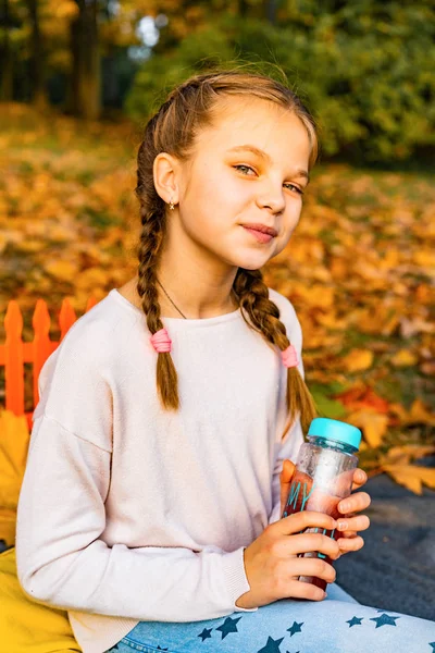 Little Girl Bottle Juice — Stock Photo, Image
