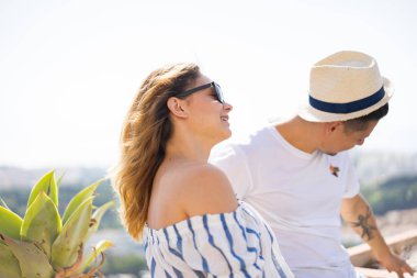 vacatio aşık genç çift