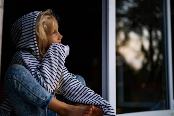 Blonde Little Girl Weekend Country Happy Childhood Concept — Stock Photo, Image