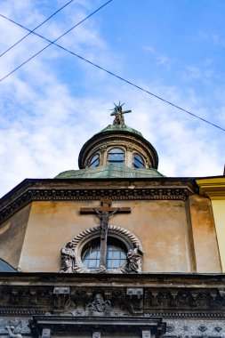 Kilise dış görünüş kubbesi