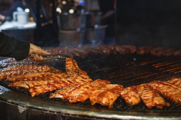 Costilla Restaurante Costillas Proceso Preparación Costillas Cerdo Fuego Abierto — Foto de Stock