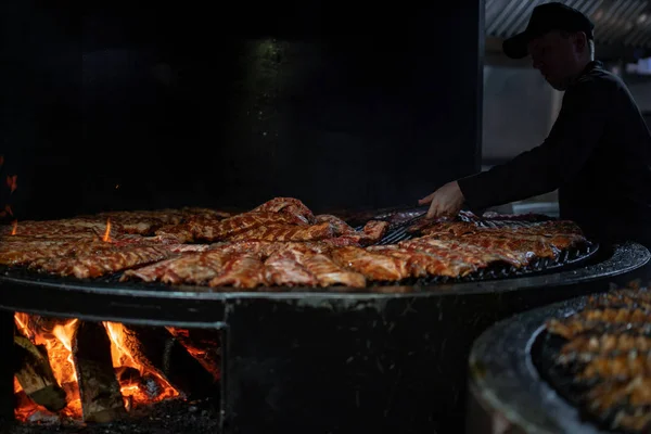 Costilla Restaurante Costillas Proceso Preparación Costillas Cerdo Fuego Abierto — Foto de Stock