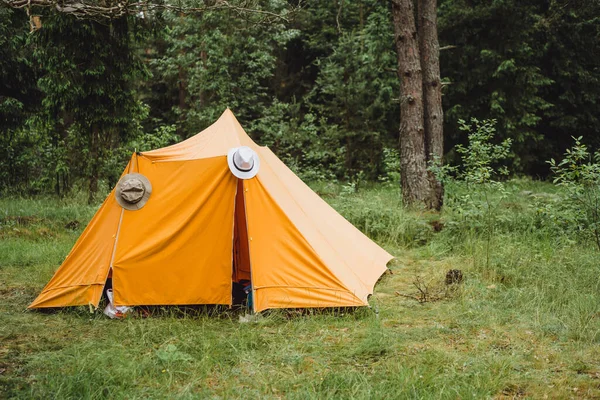 Zelte Aufschlagen Konzept Des Campinglebens — Stockfoto